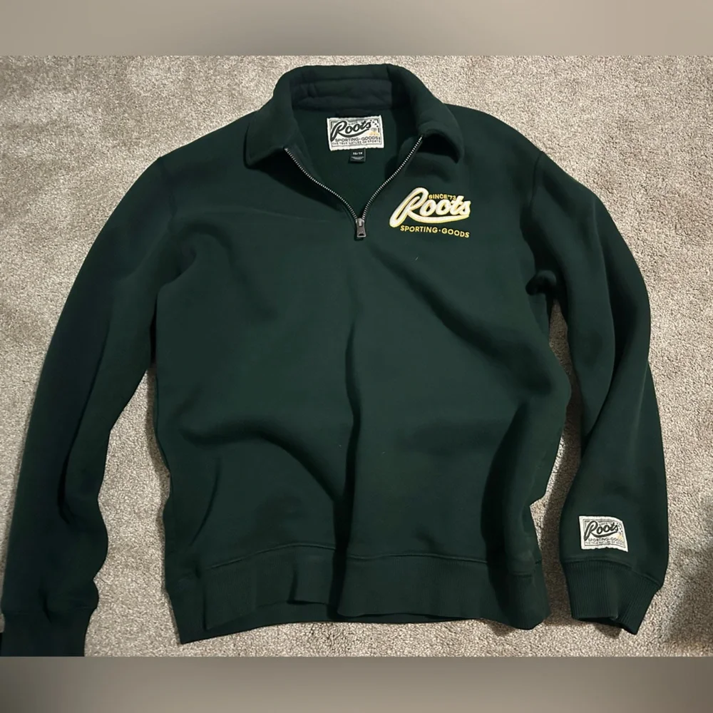 Roots Dark Green Quarter Zip - Picture 2 of 3